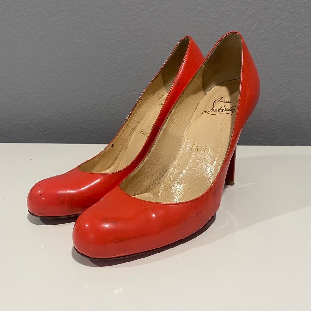 CHRISTIAN LOUBOUTIN Red Bottom Heels